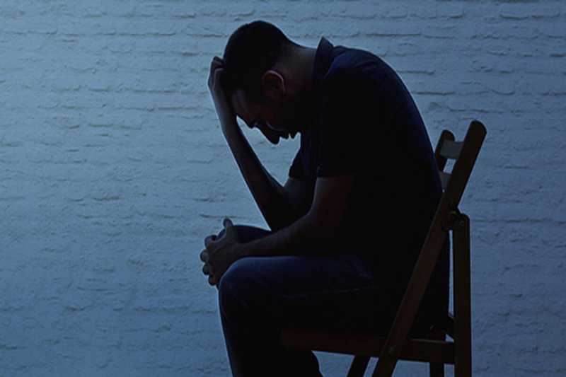 How can changing one's lifestyle help overcome depression