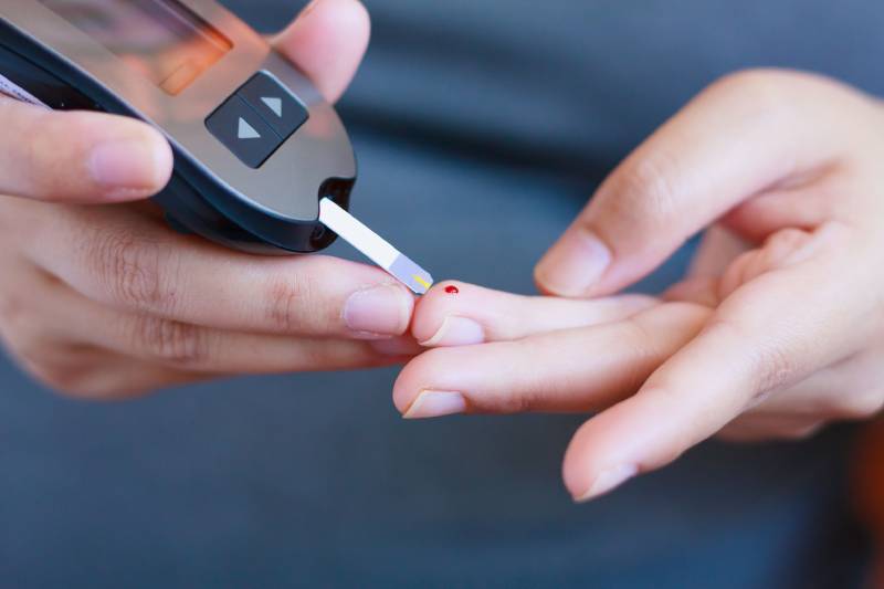 Monitor Blood Sugar